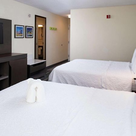 Hampton Inn Greensboro Airport Luaran gambar