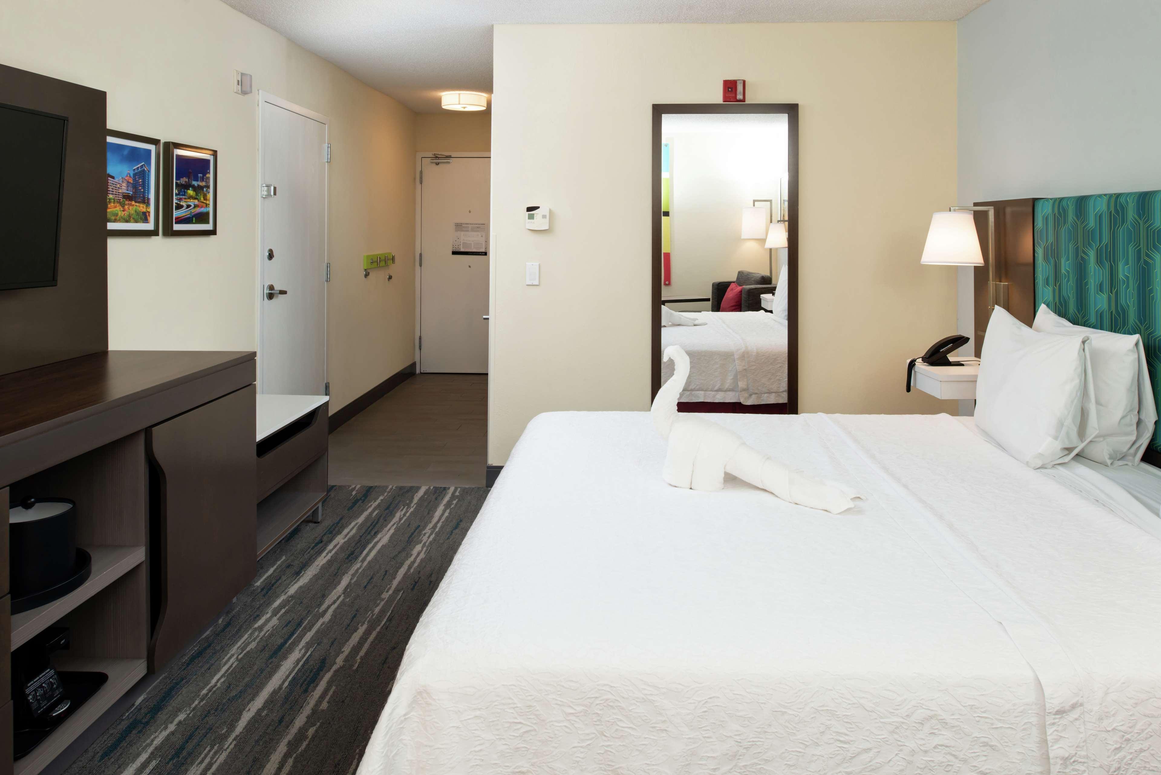 Hampton Inn Greensboro Airport Luaran gambar