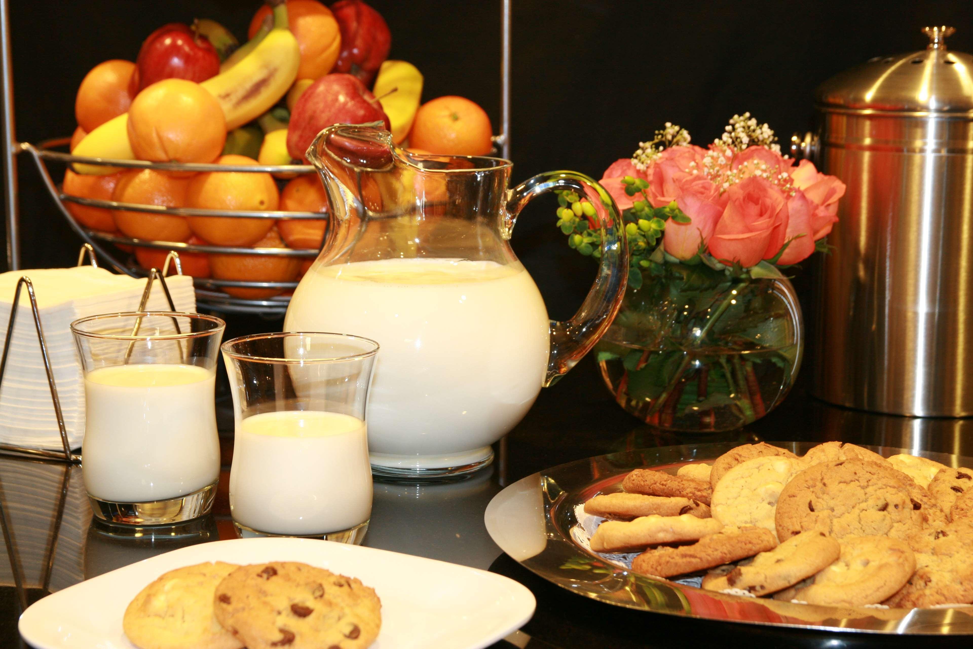 Hampton Inn Greensboro Airport Restoran gambar