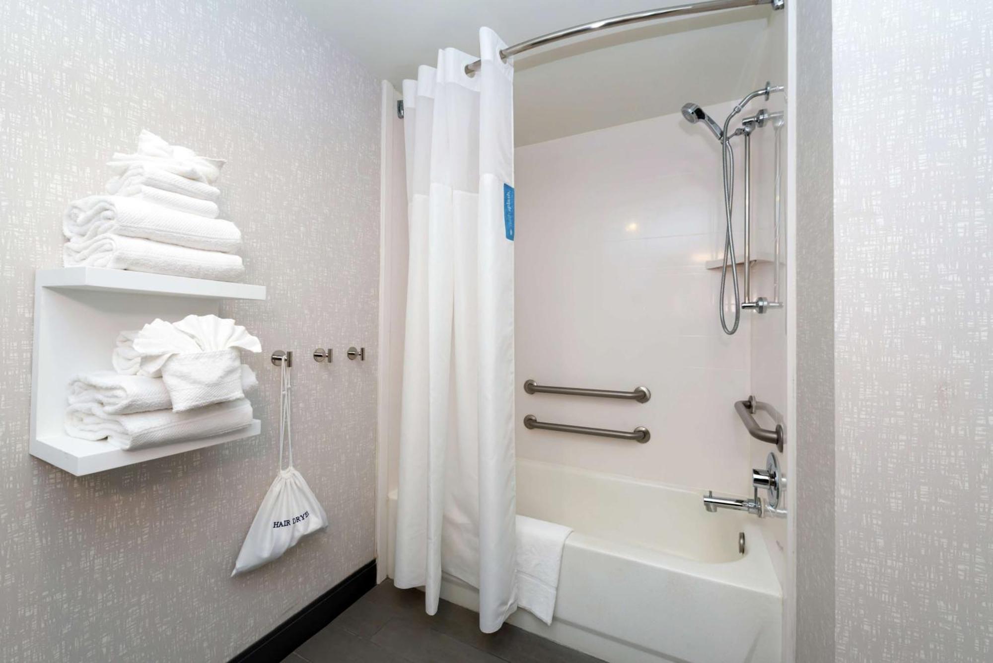 Hampton Inn Greensboro Airport Luaran gambar